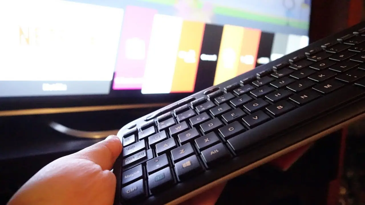 Cómo asociar un teclado a tu televisor - Cómo conectar un teclado a la pantalla asociar teclado a televisor - Cómo conectar un teclado a la pantalla